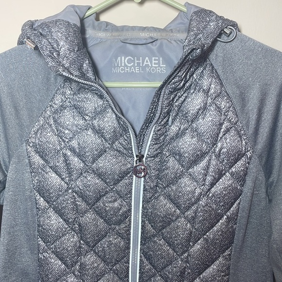 MICHAEL Michael Kors Quilted Duck Down Jacket Puffer Ladies Light Gray Size Med - Picture 4 of 13